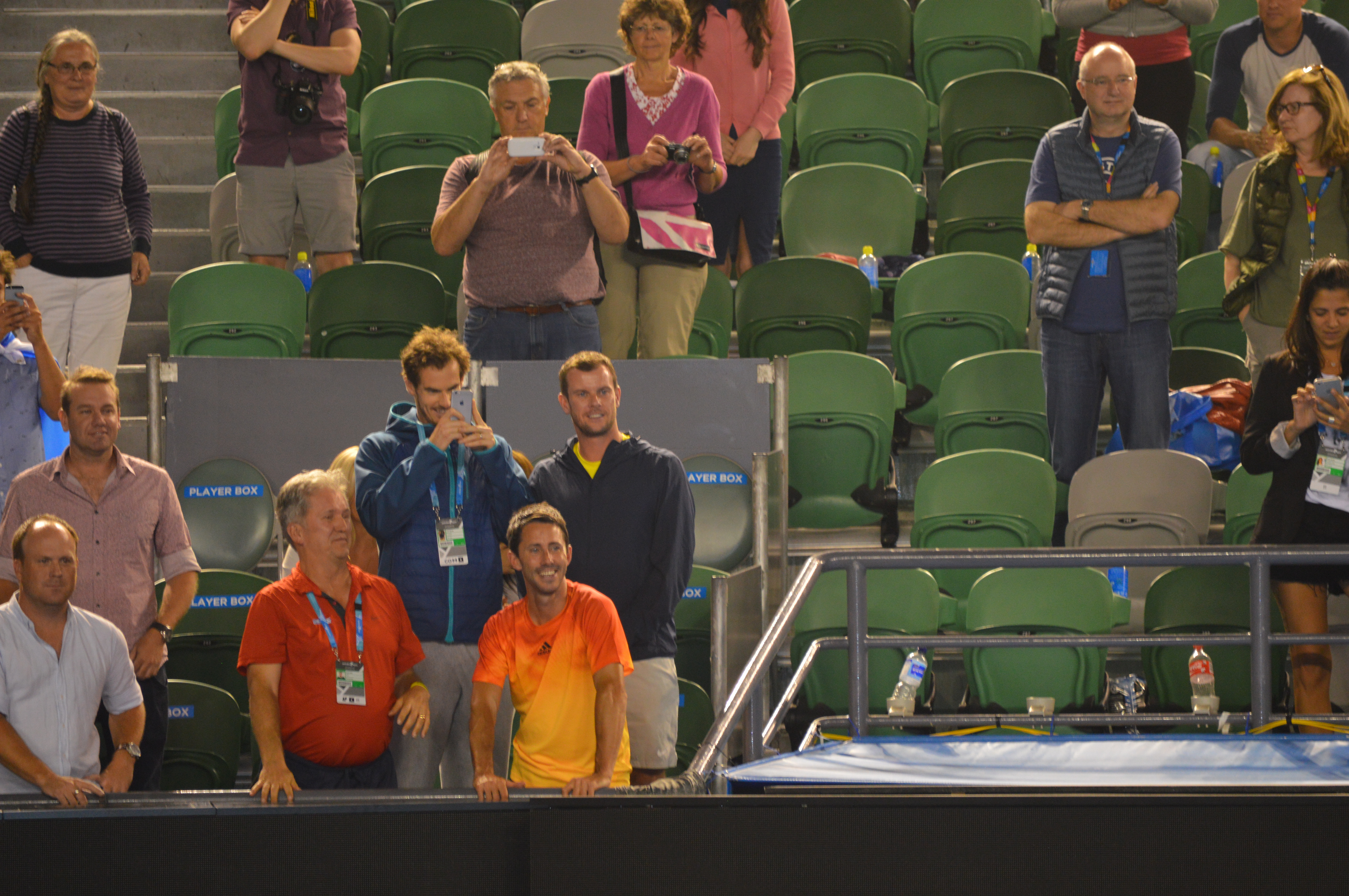 Andy Murray stöttade sin bror på plats. (Foto: Alex Theodoridis/Tennisportalen)